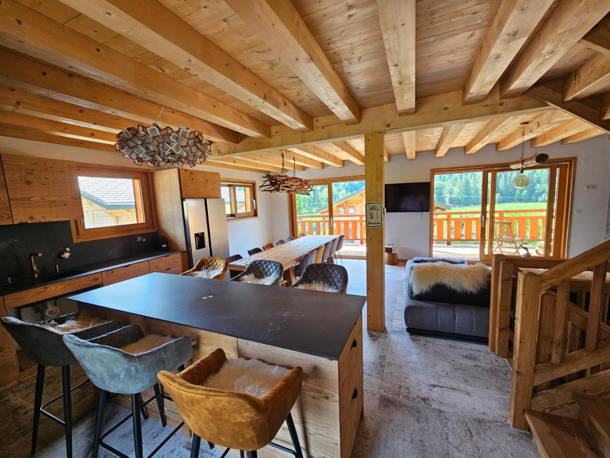 Demi-Chalet Vadel La Panthiaz 15 Pers 5 Chambres Abondance Eksteriør billede