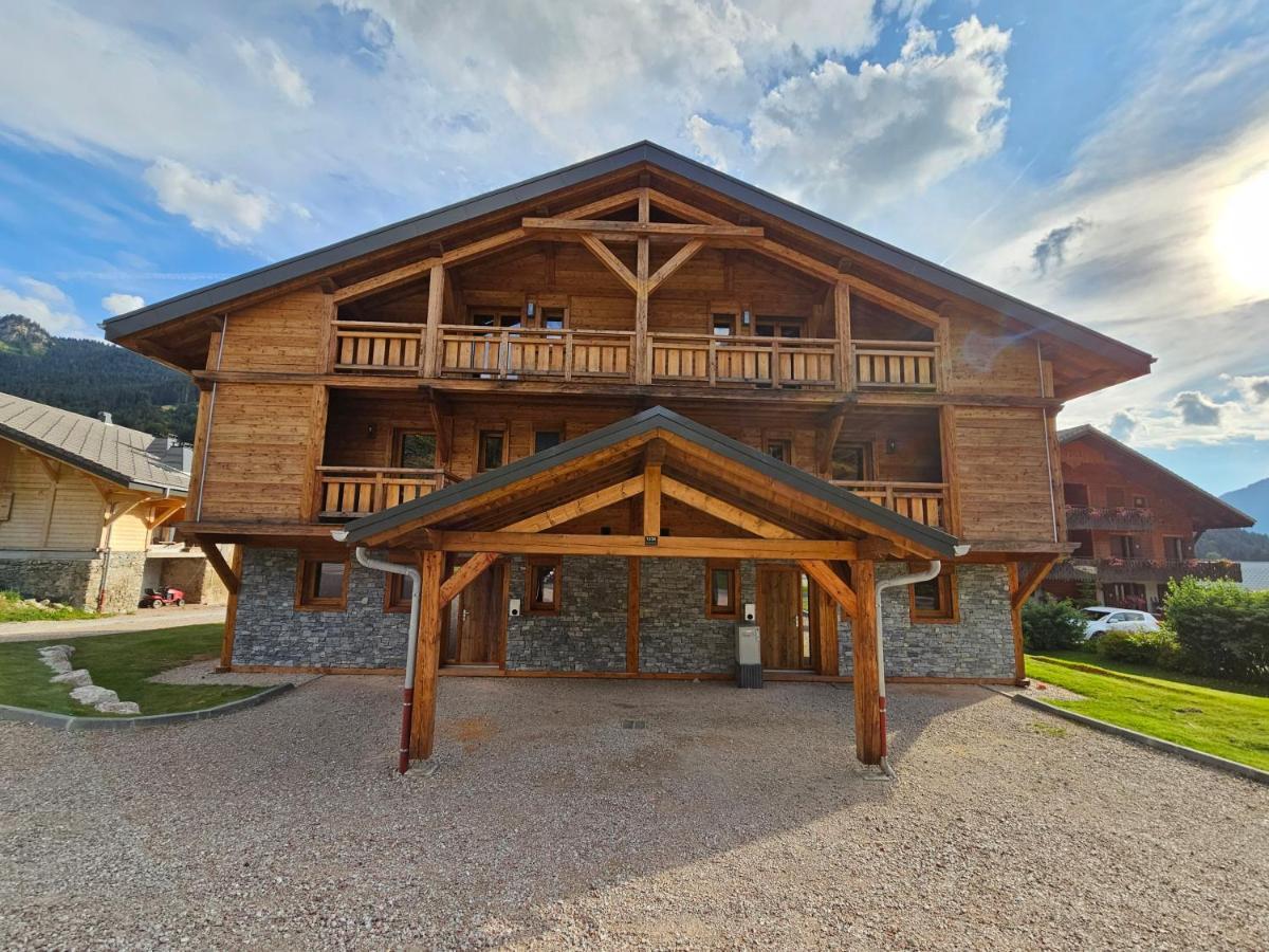 Demi-Chalet Vadel La Panthiaz 15 Pers 5 Chambres Abondance Eksteriør billede