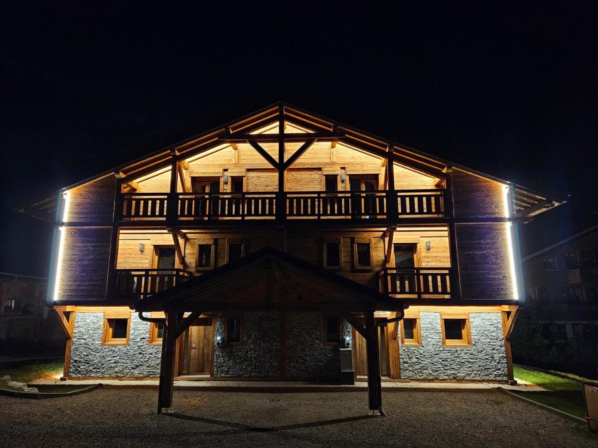 Demi-Chalet Vadel La Panthiaz 15 Pers 5 Chambres Abondance Eksteriør billede