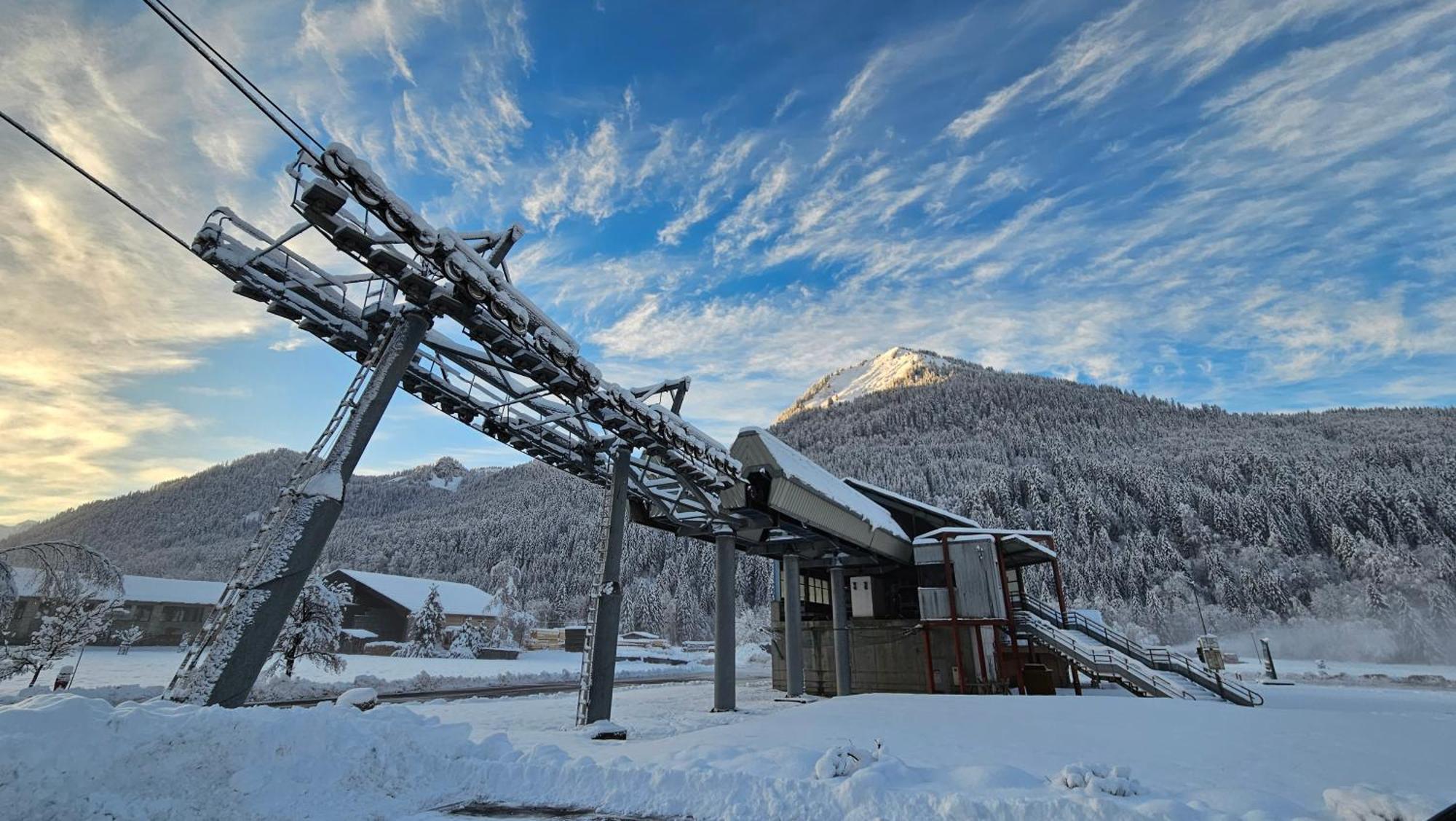 Demi-Chalet Vadel La Panthiaz 15 Pers 5 Chambres Abondance Eksteriør billede
