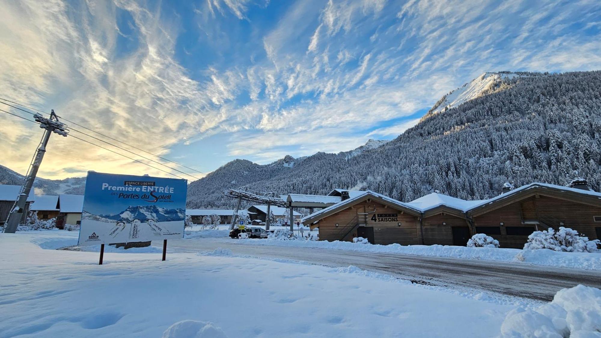 Demi-Chalet Vadel La Panthiaz 15 Pers 5 Chambres Abondance Eksteriør billede