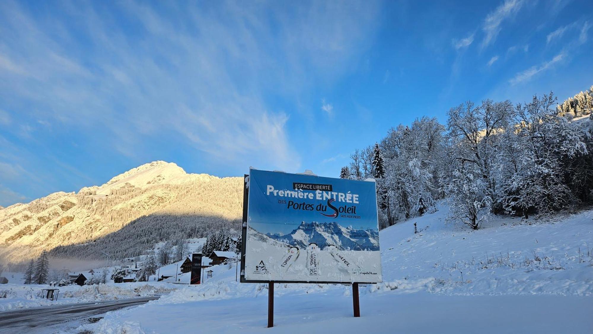 Demi-Chalet Vadel La Panthiaz 15 Pers 5 Chambres Abondance Eksteriør billede
